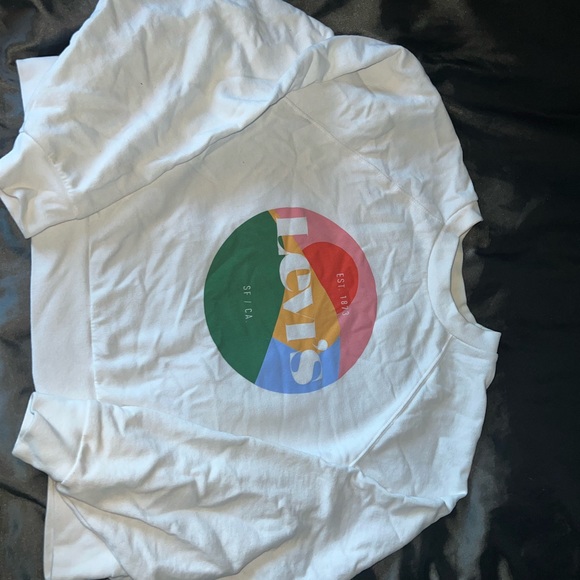 Levi’s cropped crewneck good condition no flaws - Picture 2 of 2